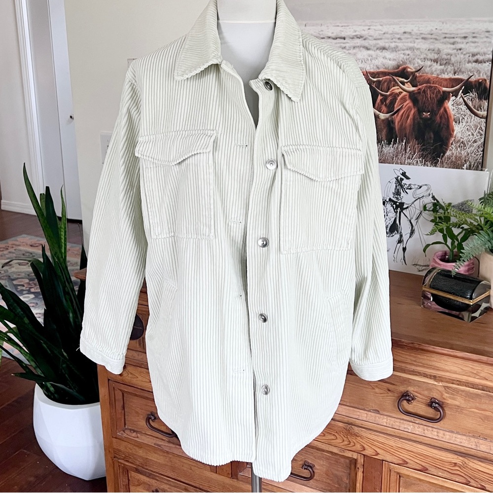 *H&M Divided Pale Celery Green Wide Corduroy Shacket Jacket M